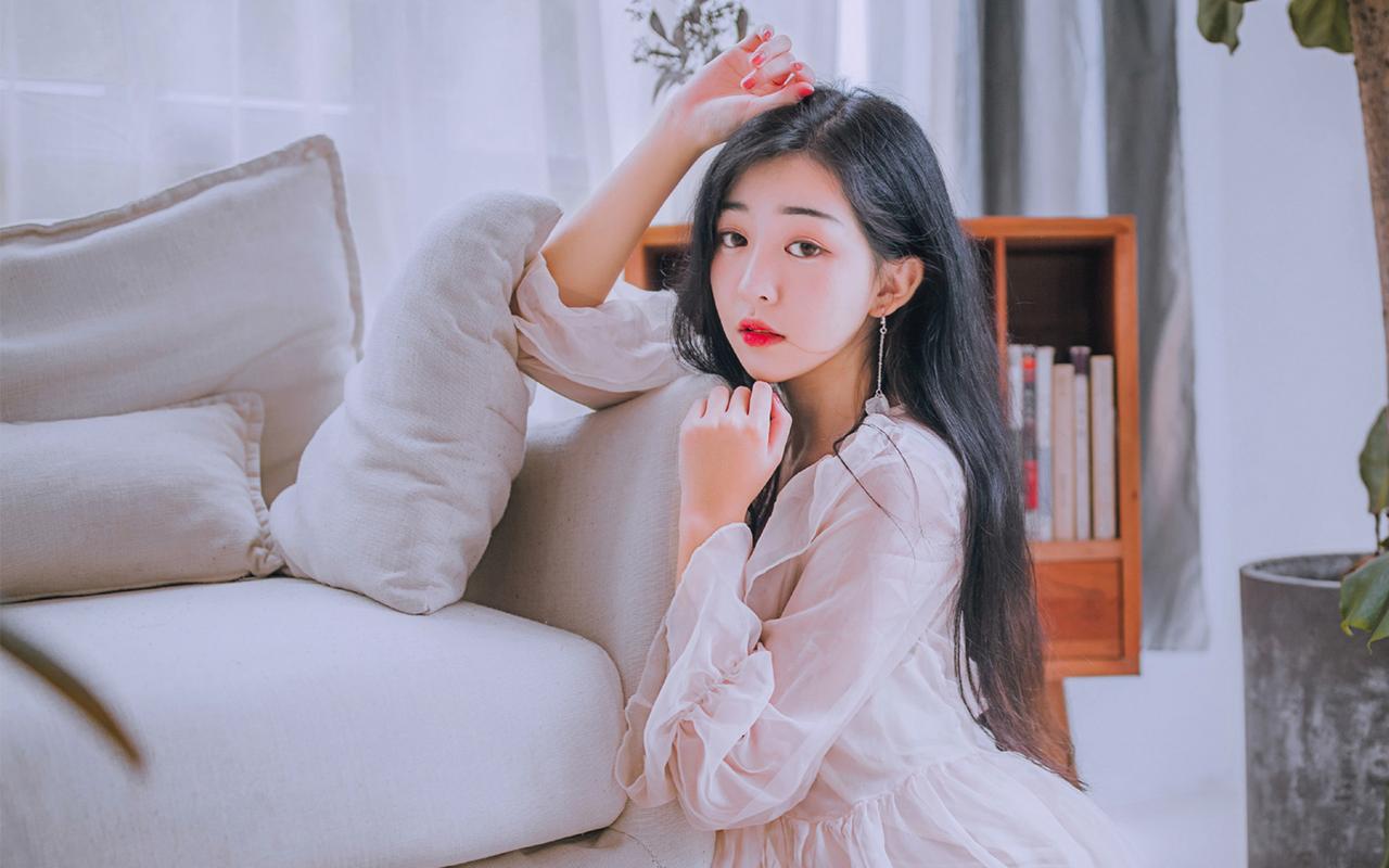 济南动物园为大熊猫华奥庆祝18岁生日